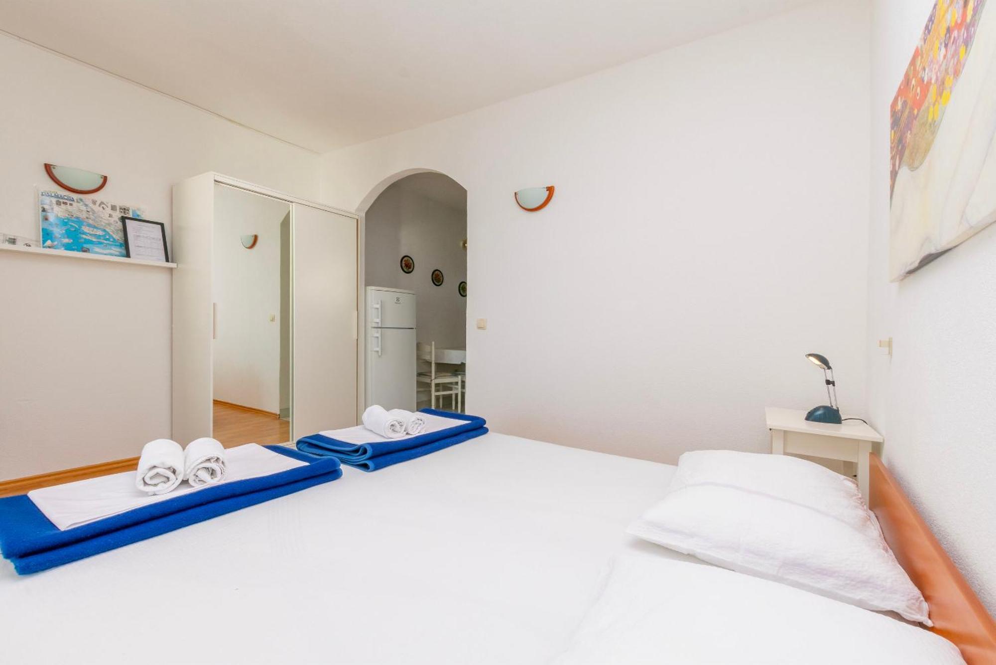 Apartments Ivo - Sea View; Pisak Exterior foto