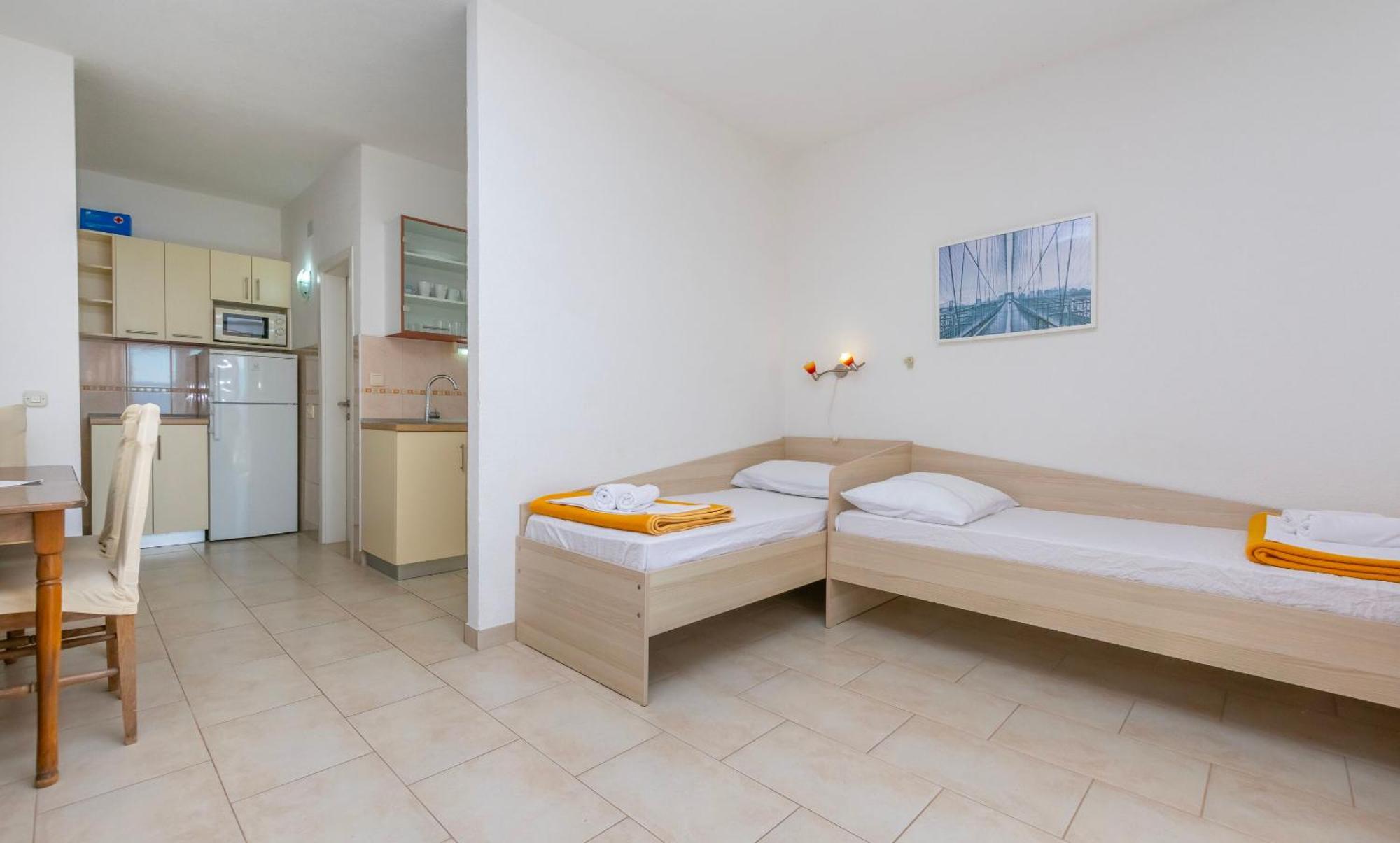 Apartments Ivo - Sea View; Pisak Exterior foto